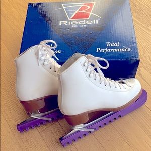 Riedell figure skates kid’s size 2